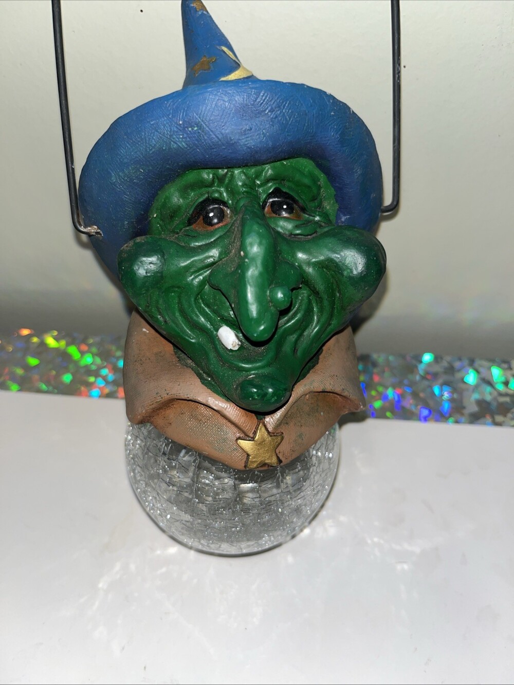 Vintage Style Green Witch Solar Hanging Lantern Crackle Glass Globe Halloween